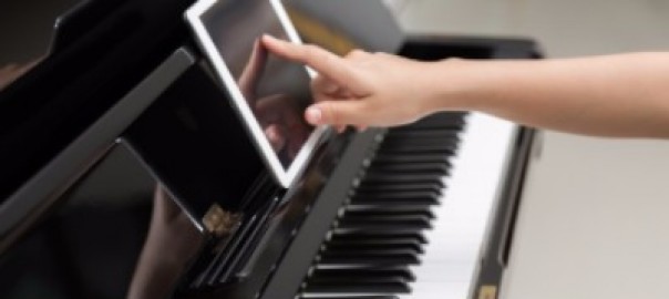 Piano spelen met apps