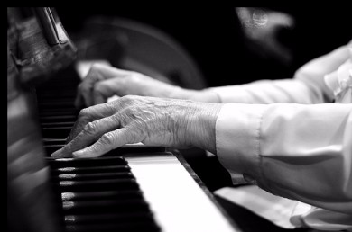 Piano spelen voor ouderen